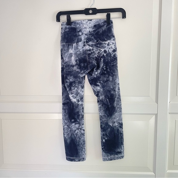 Lululemon Wunder Under Marble Dye High Rise Crop 21" Classic Navy 26693 - Picture 7 of 13